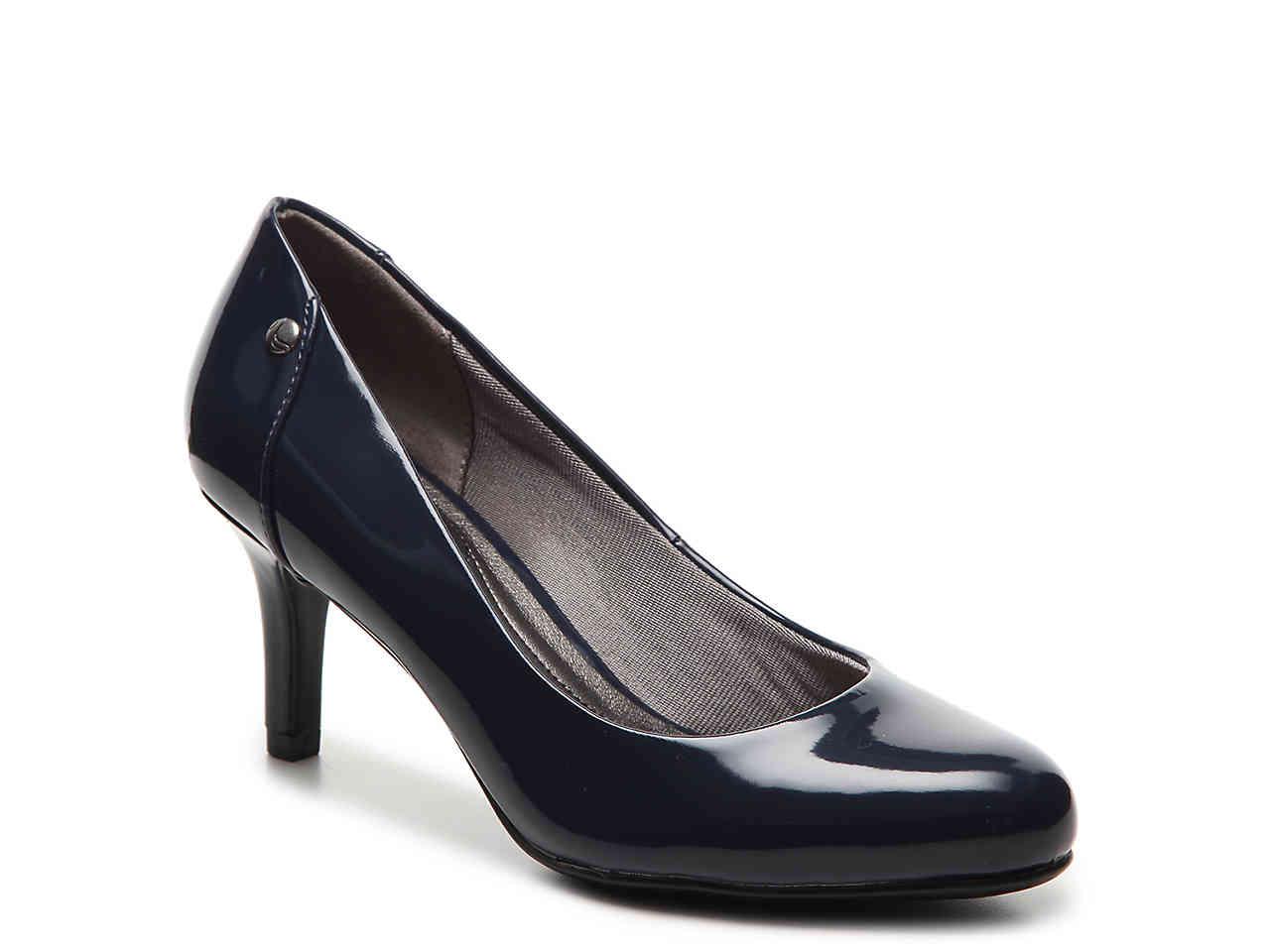 LifeStride Leather Lively Patent Pump in Navy (Blue) - Lyst
