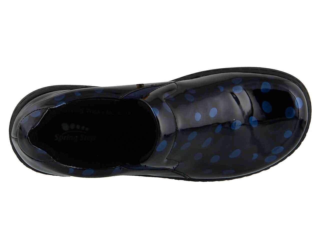 spring step belo work clog