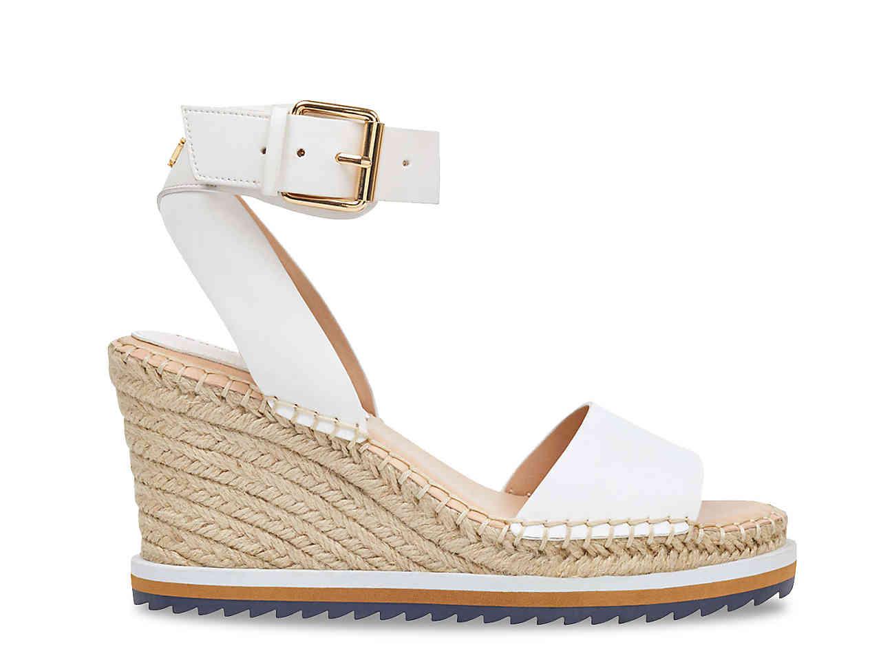 Tommy Hilfiger Yaslin 3 Wedge Sandal in White - Lyst