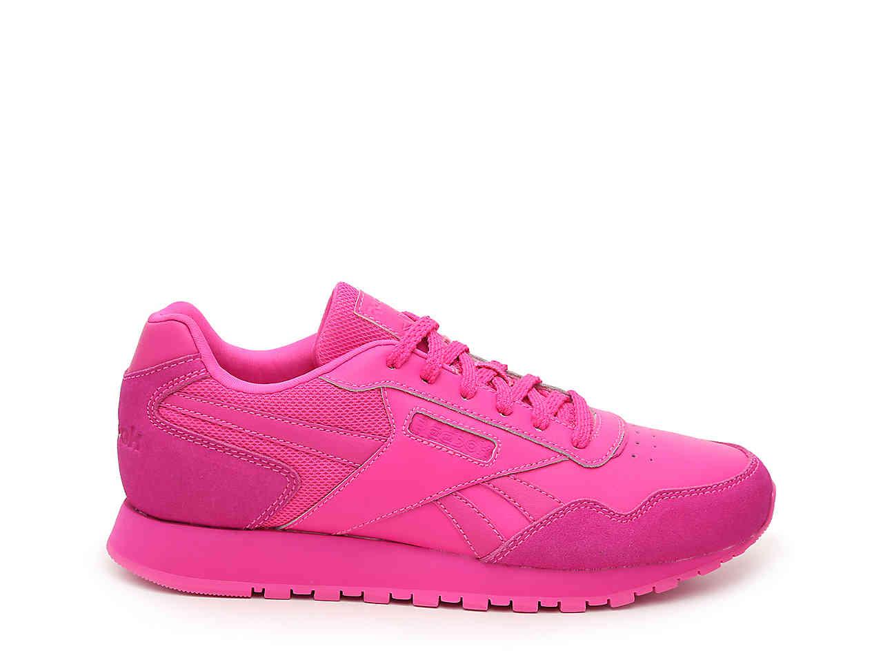 reebok hot pink shoes