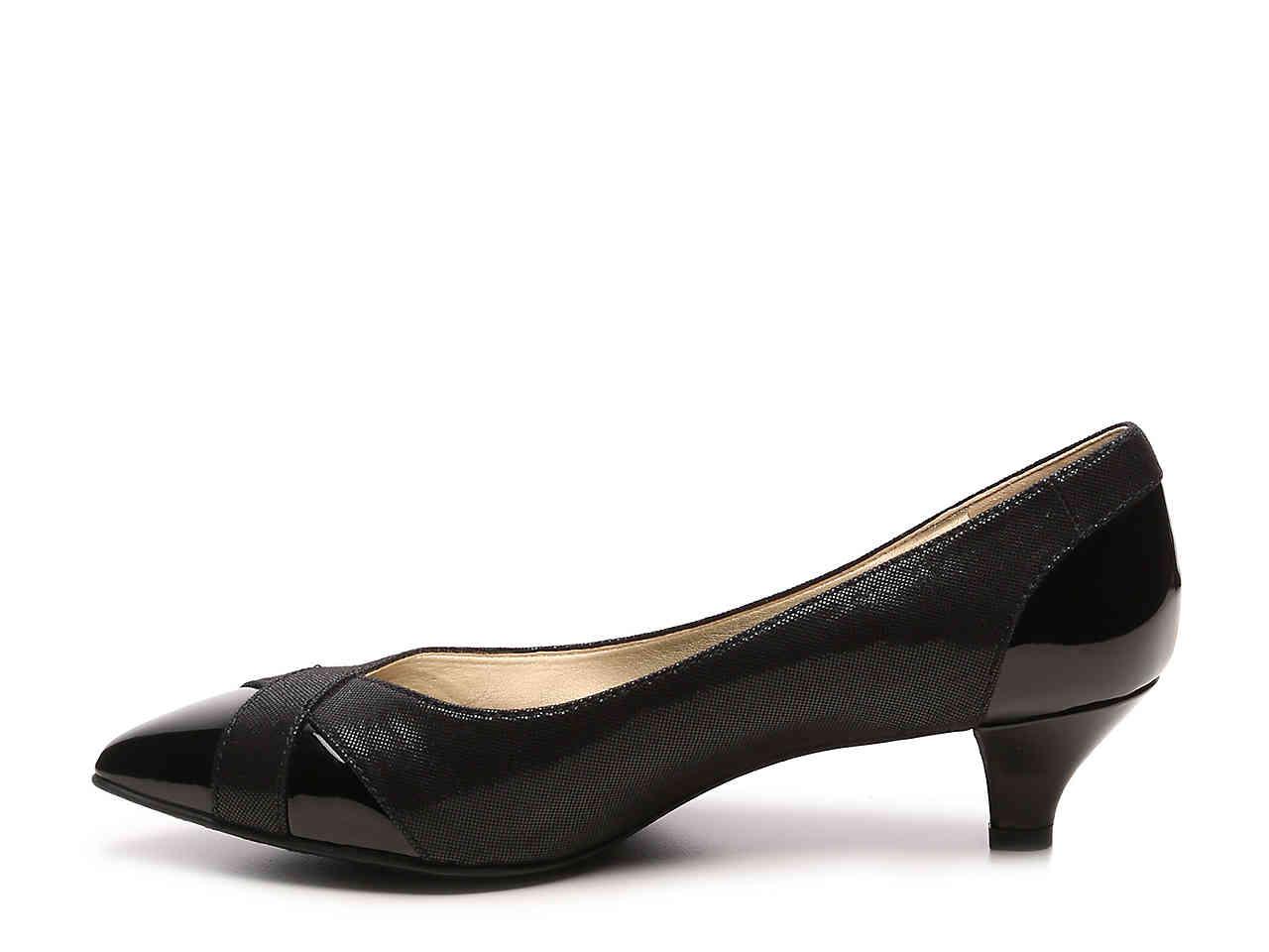 Anne Klein Synthetic Maddyrose Pump in Black - Lyst
