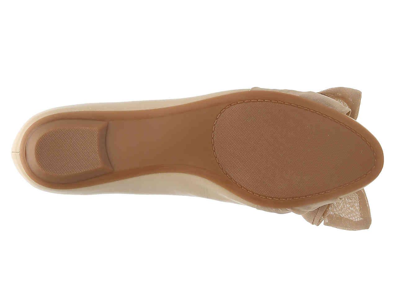 isaac mizrahi arielle ballet flat