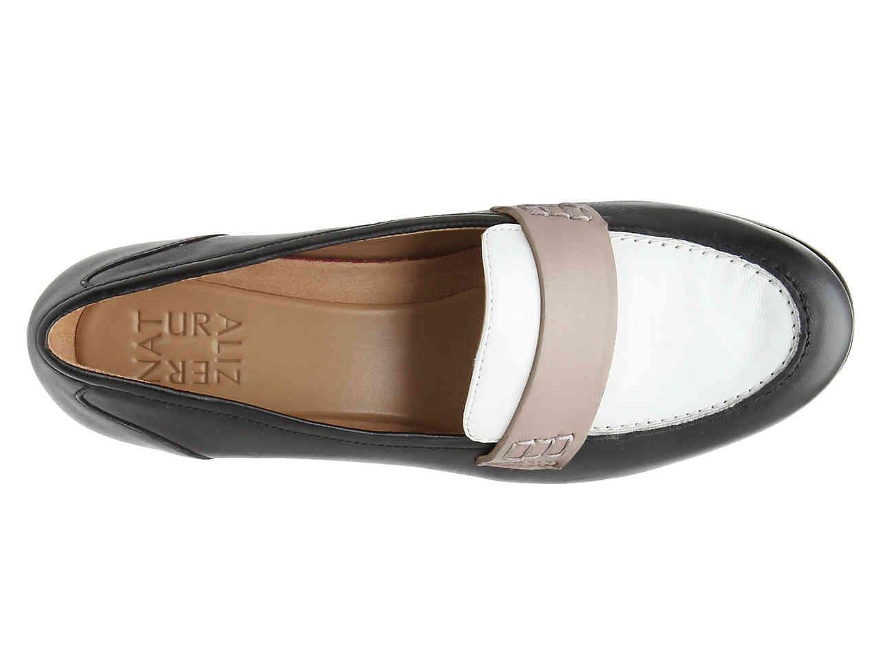 naturalizer veronica loafer