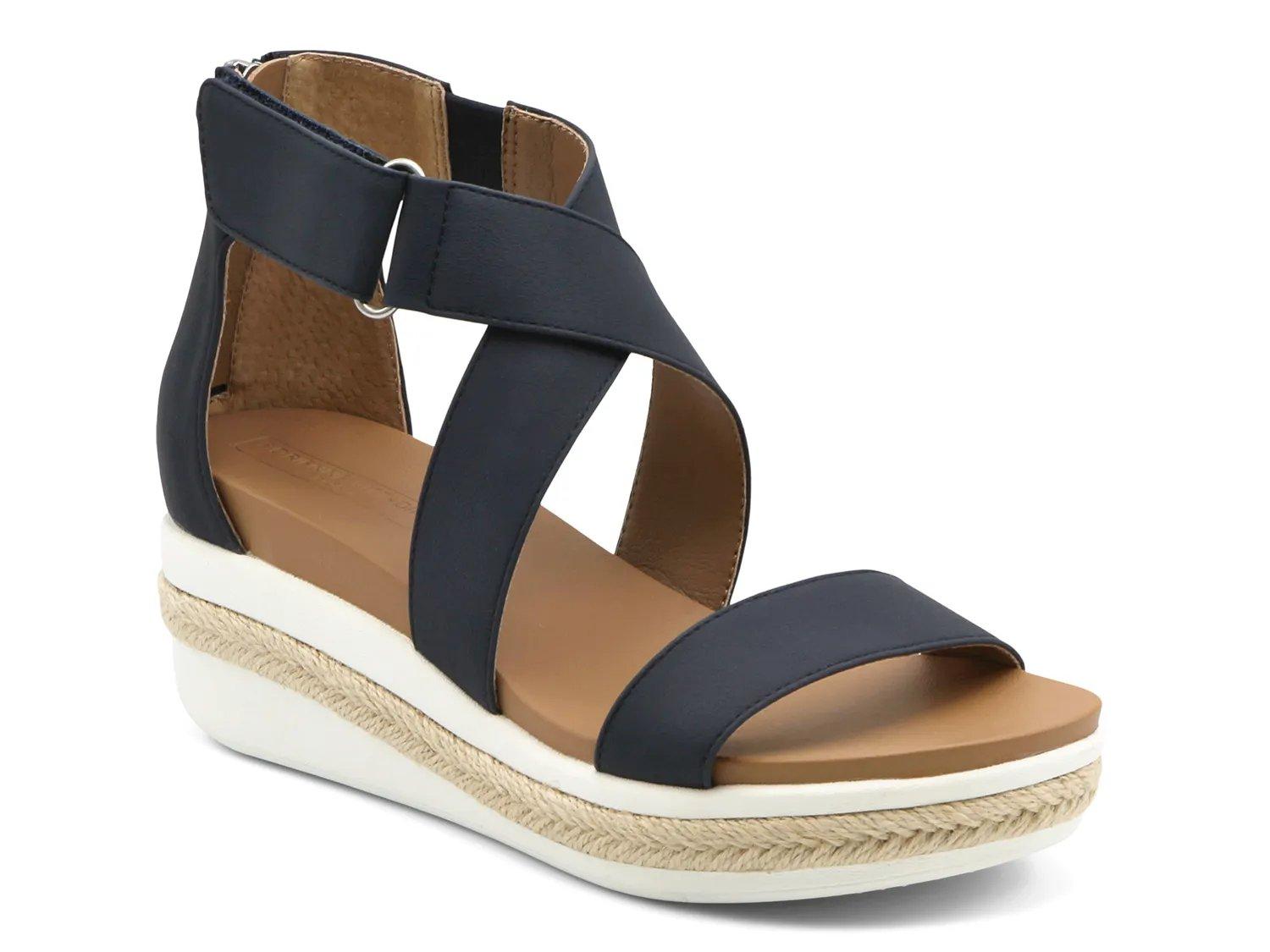 Dsw Canada Dsw Navy Wedge Sandals Adrienne Vittadini Wedge Sandals