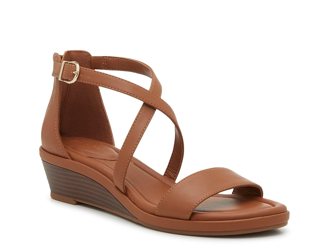 Kelly Katie Abby Flat in Brown Lyst