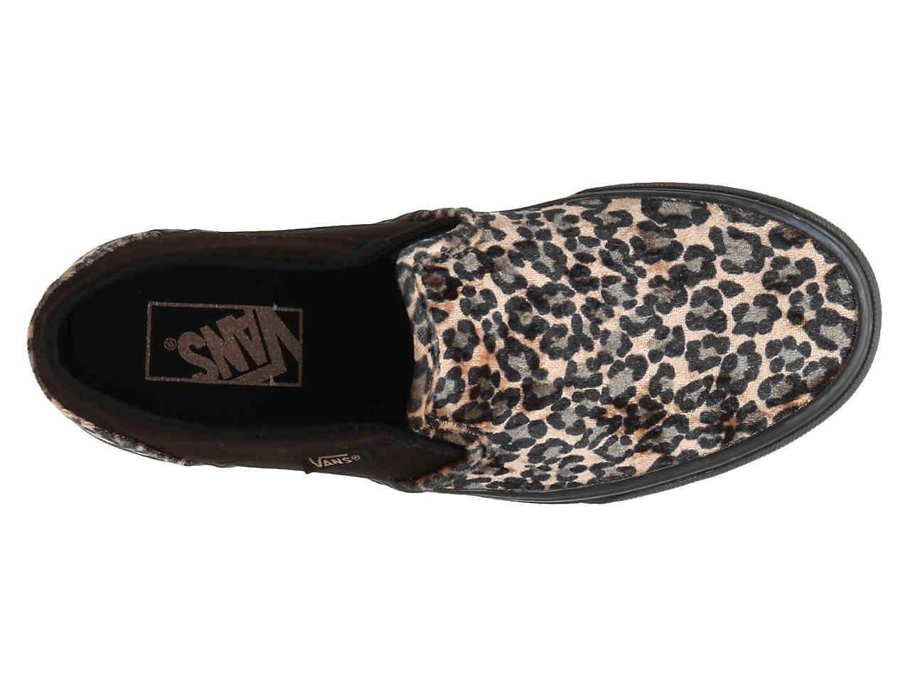 Vans Velvet Asher Slip-on Sneaker in Tan/Black Leopard Print (Black) | Lyst