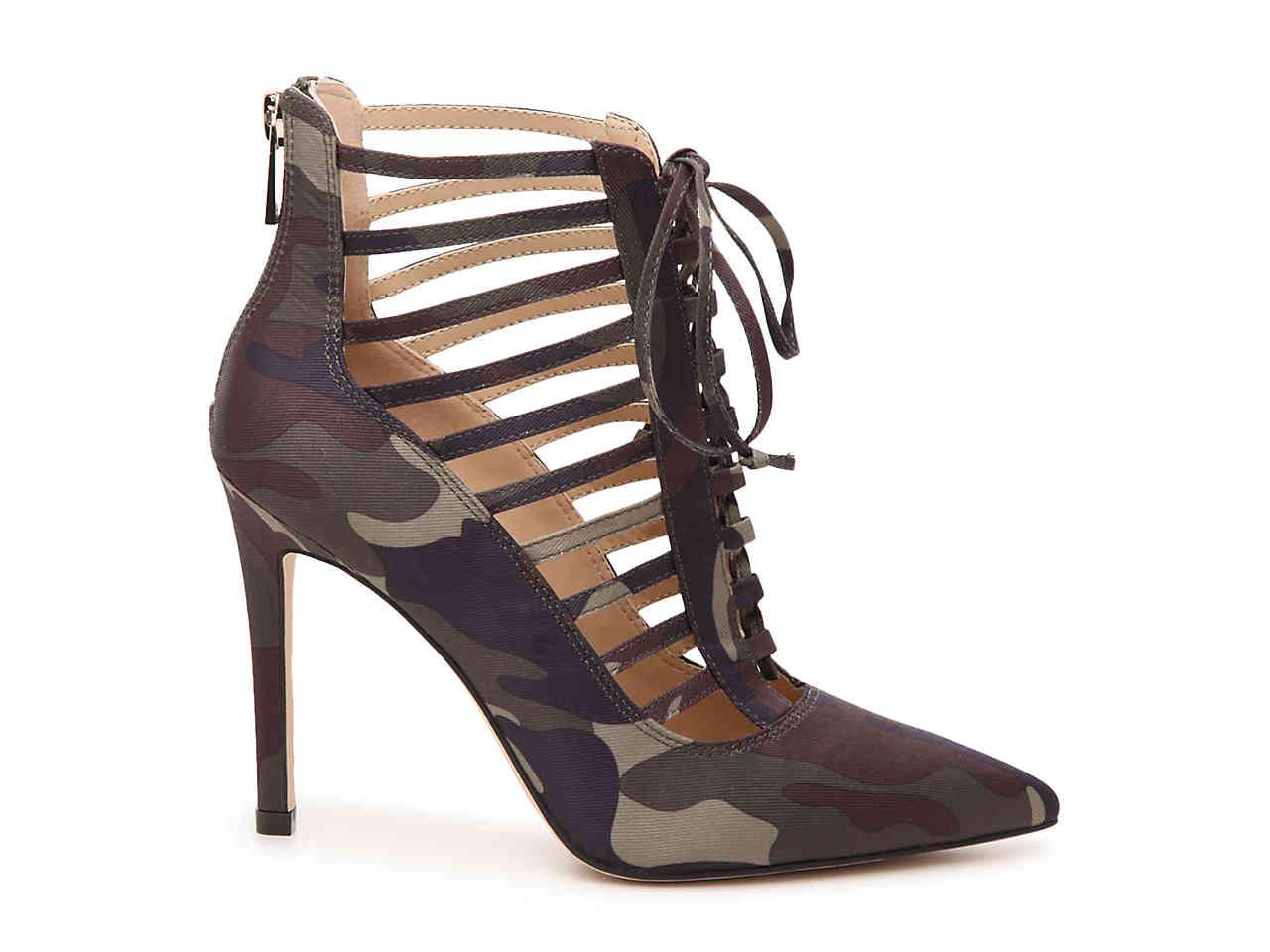 Luckita pump jessica simpson Clearance