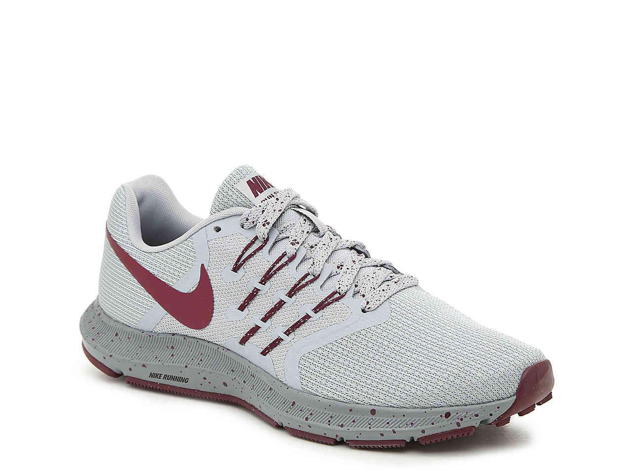 Nike Rubber Run Swift Lightweight Running Shoe in Grey/Maroon (Gray) - Lyst