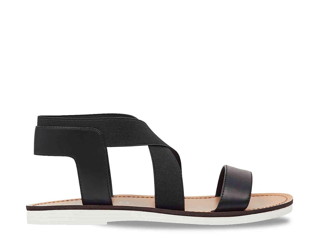 unisa anah sandal