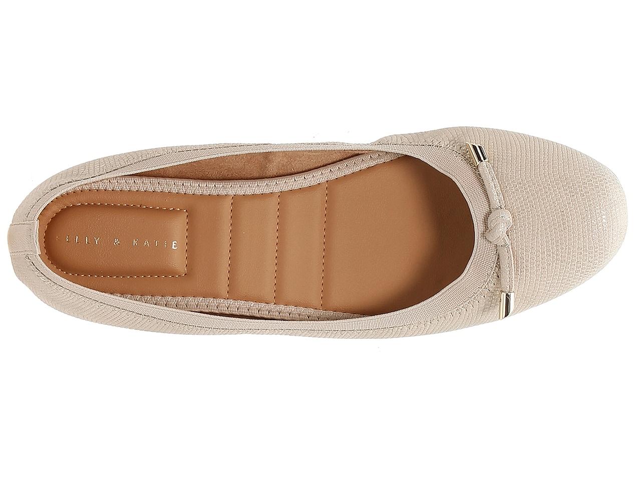 Kelly Katie Perri Ballet Flat in Natural Lyst