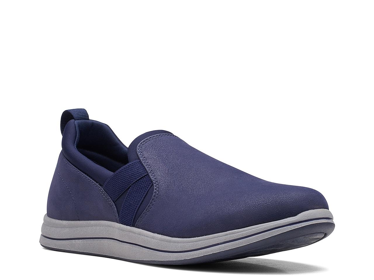 clarks cloudsteppers slip on