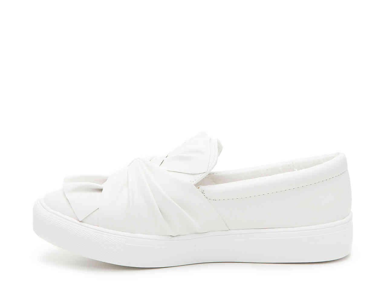 mia zoe bow sneaker