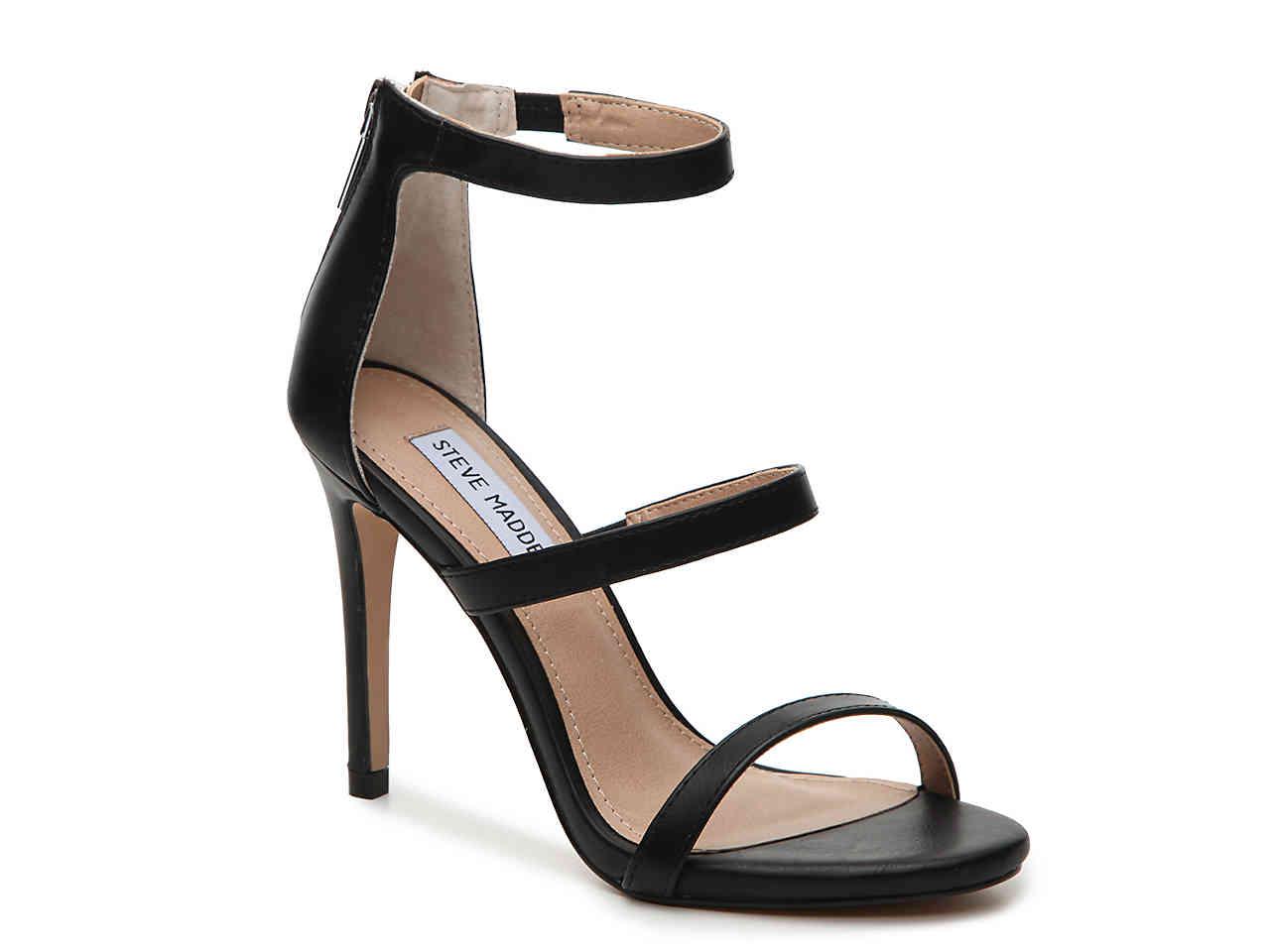 steve madden feelya sandal clear