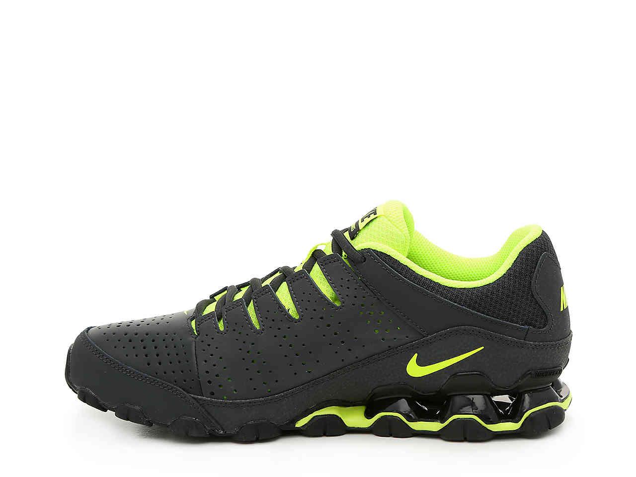 Nike Reax 8 Tr Training Shoe in Green 