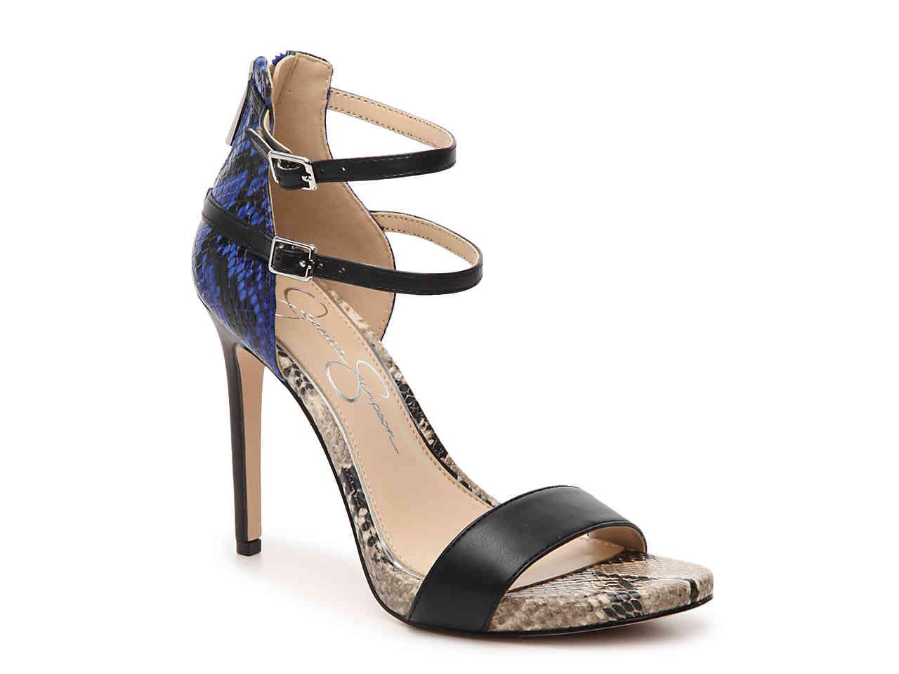 jessica simpson dorrie platform sandal