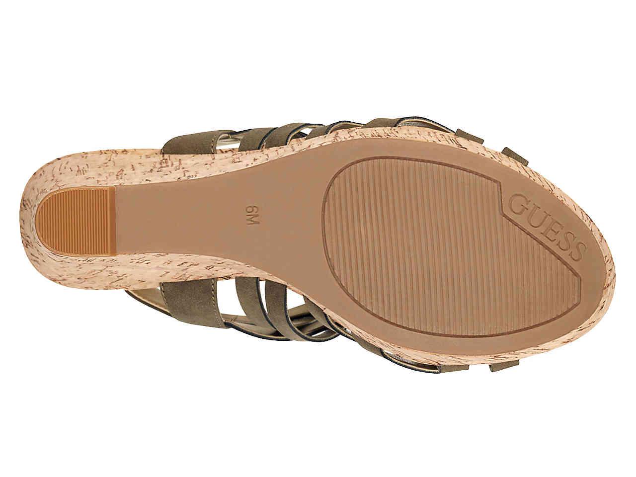guess daystar wedge sandal