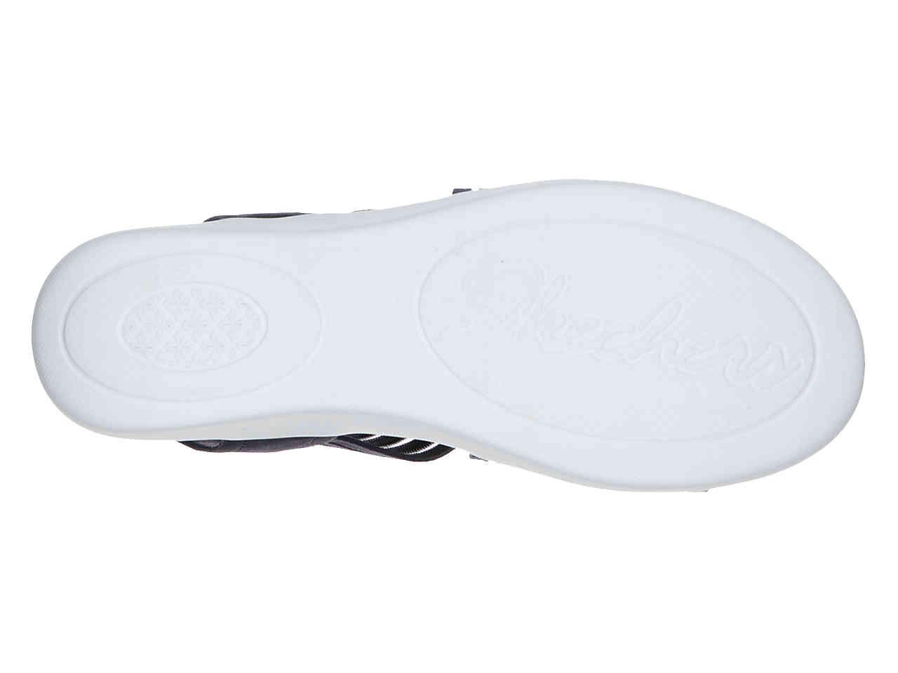 skechers light star solar power sandal