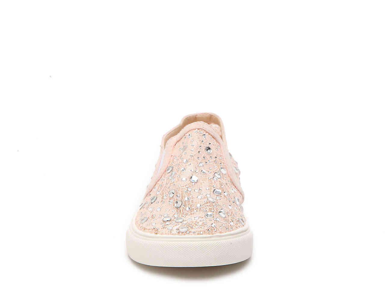 zora slip on sneakers