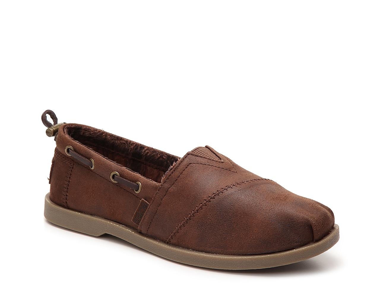 bobs buttoned up brown