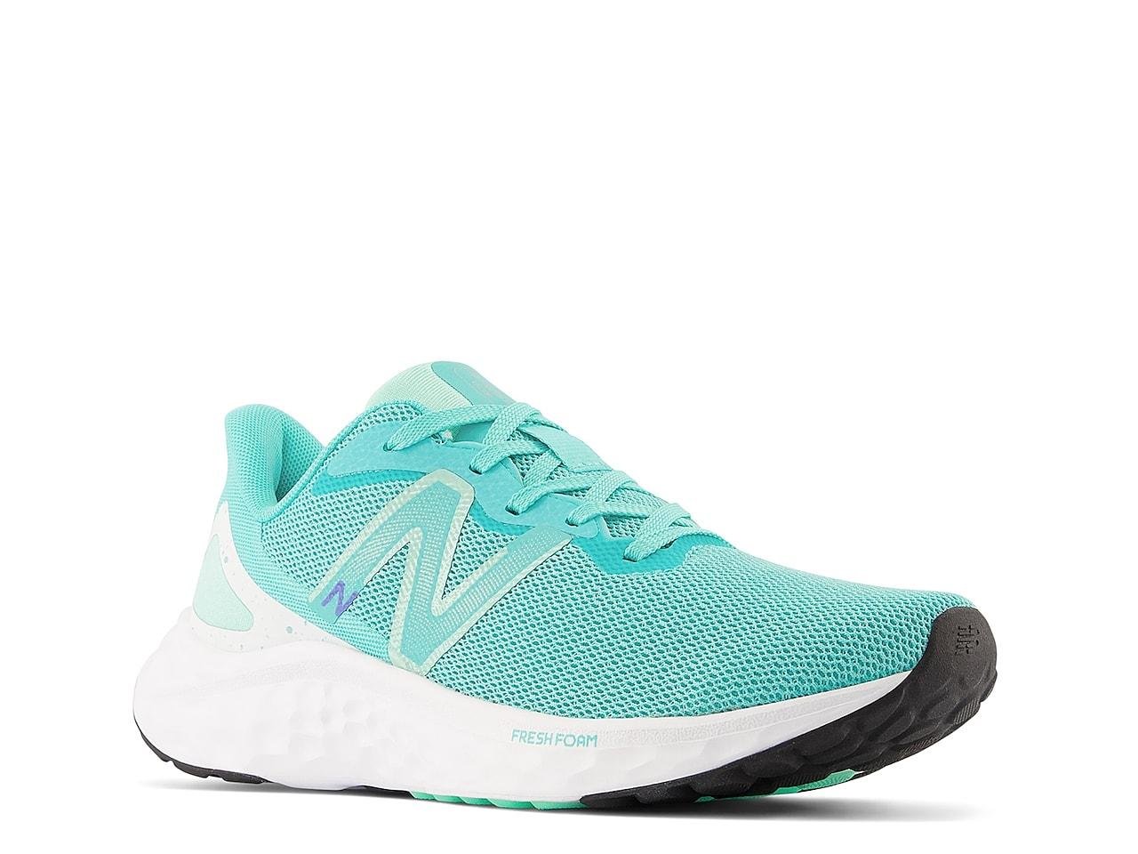 New Balance Fresh Foam Arishi V4 Running Shoe in Blue Lyst
