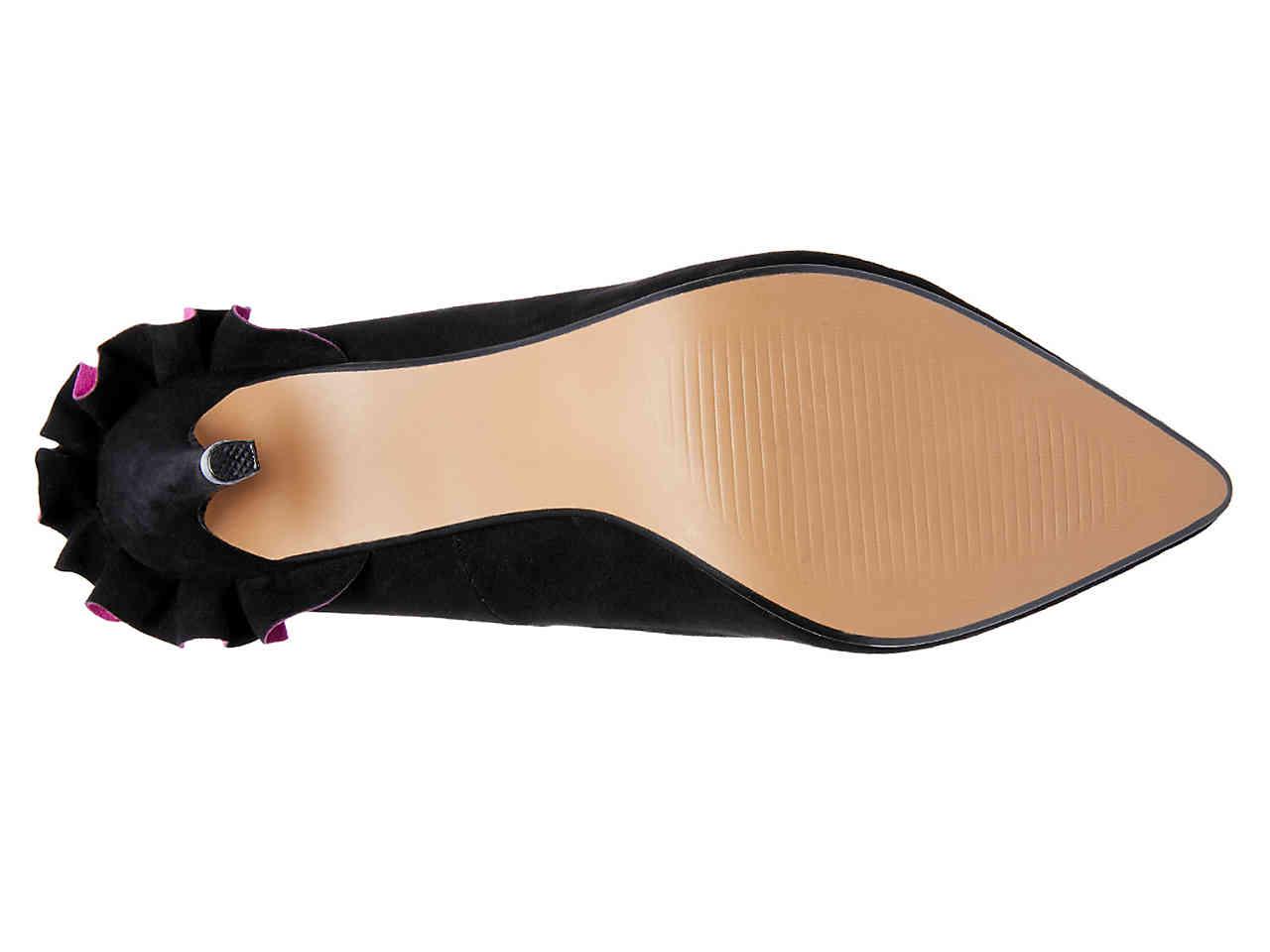 betsey johnson harbur pump