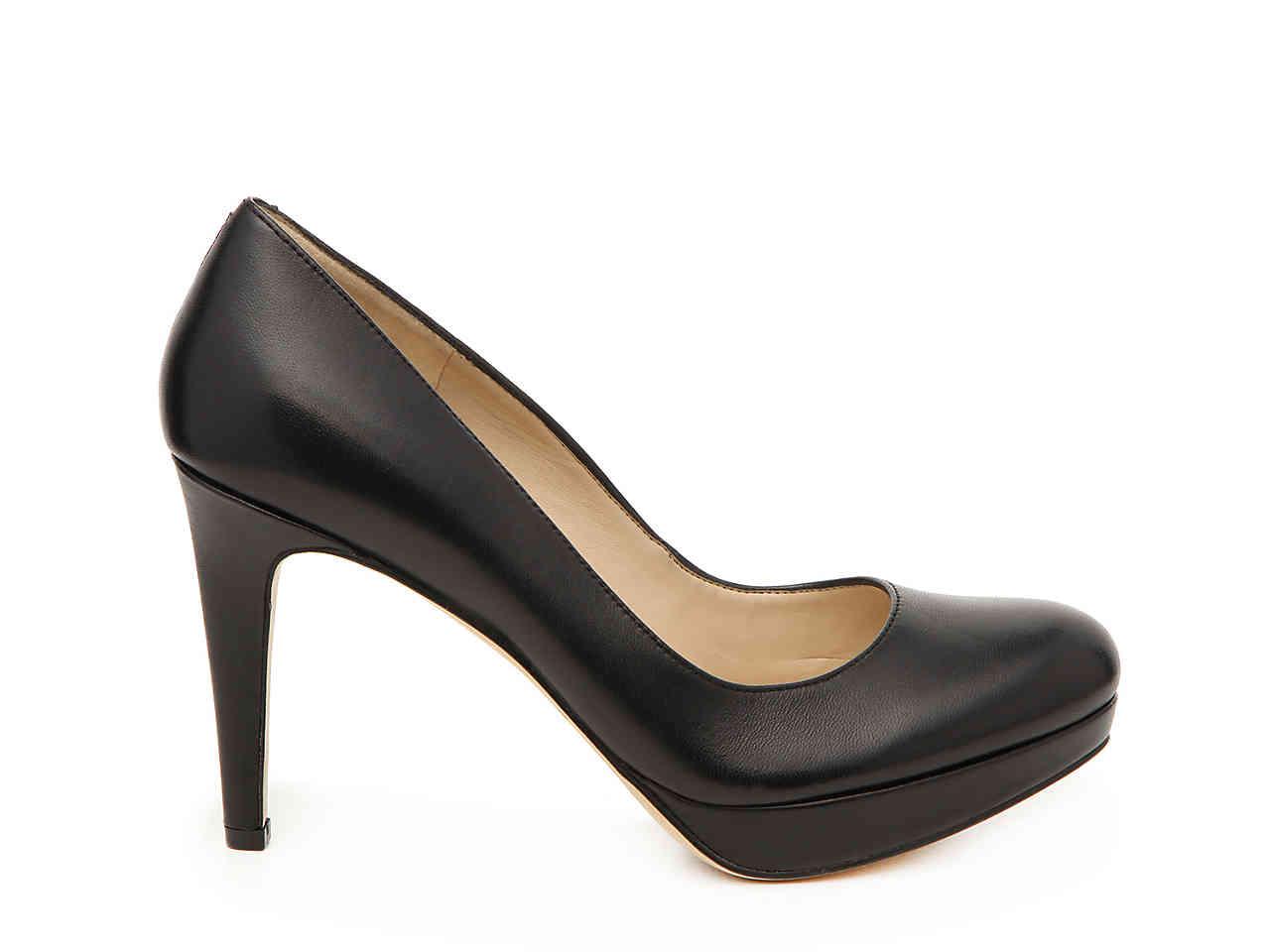 marc fisher sydnie platform pump