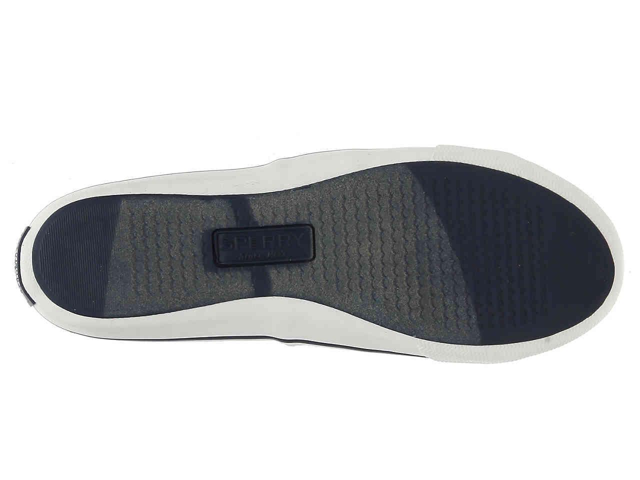 sperry lounge wharf white