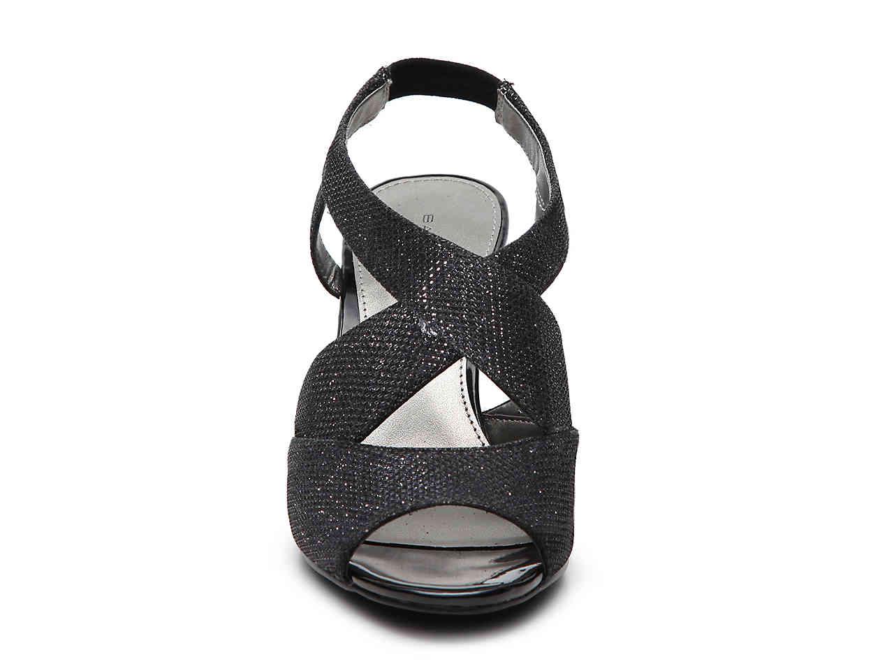 bandolino malorie wishbone sandal