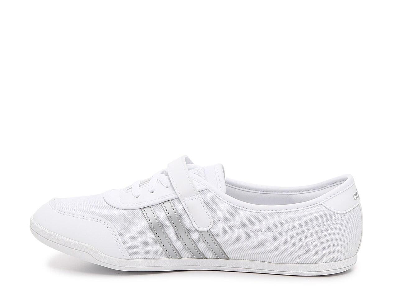 adidas Synthetic Diona Slip-on Sneaker in White | Lyst كوكاتو بيضاء