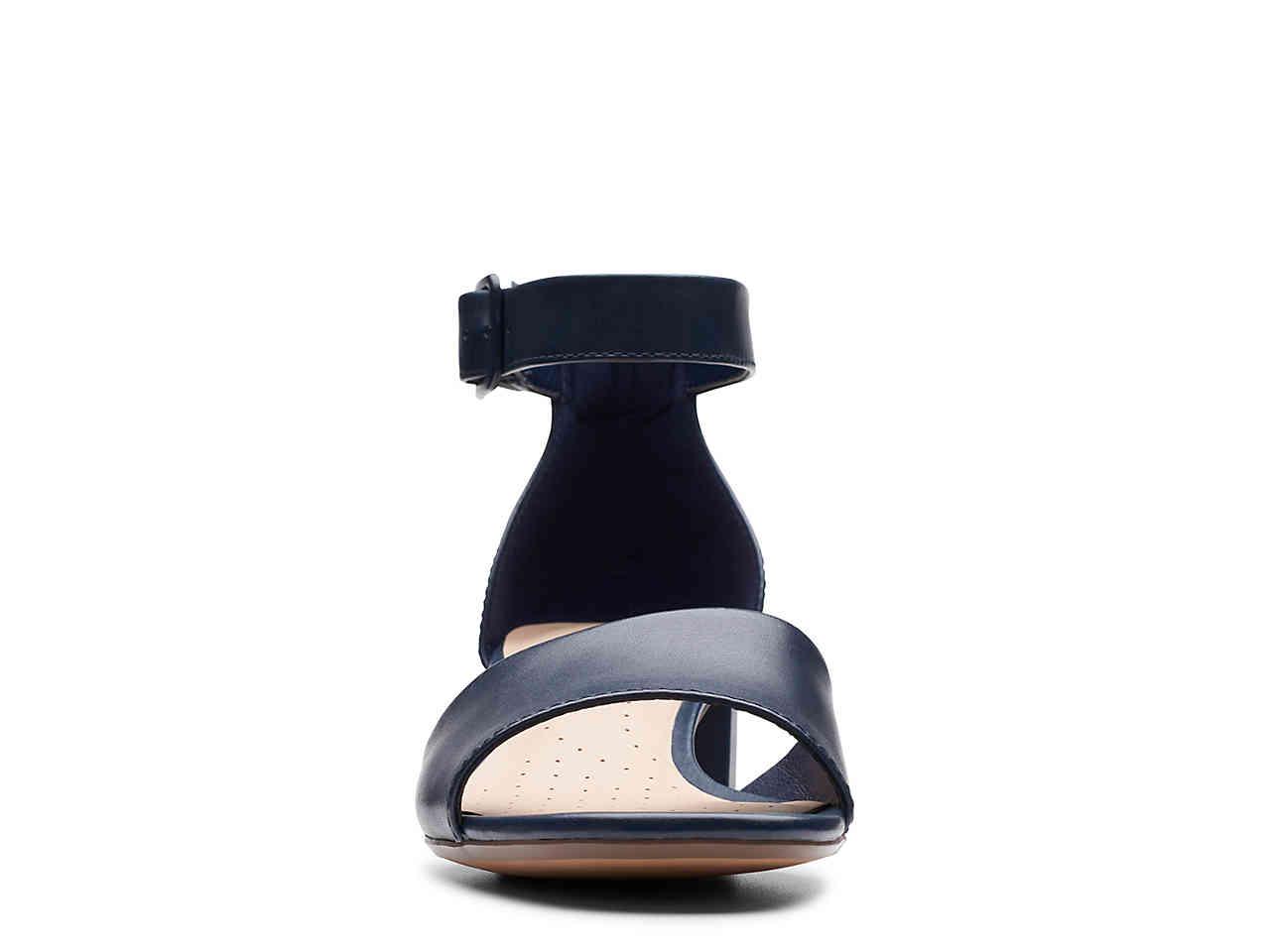 clarks navy blue sandals