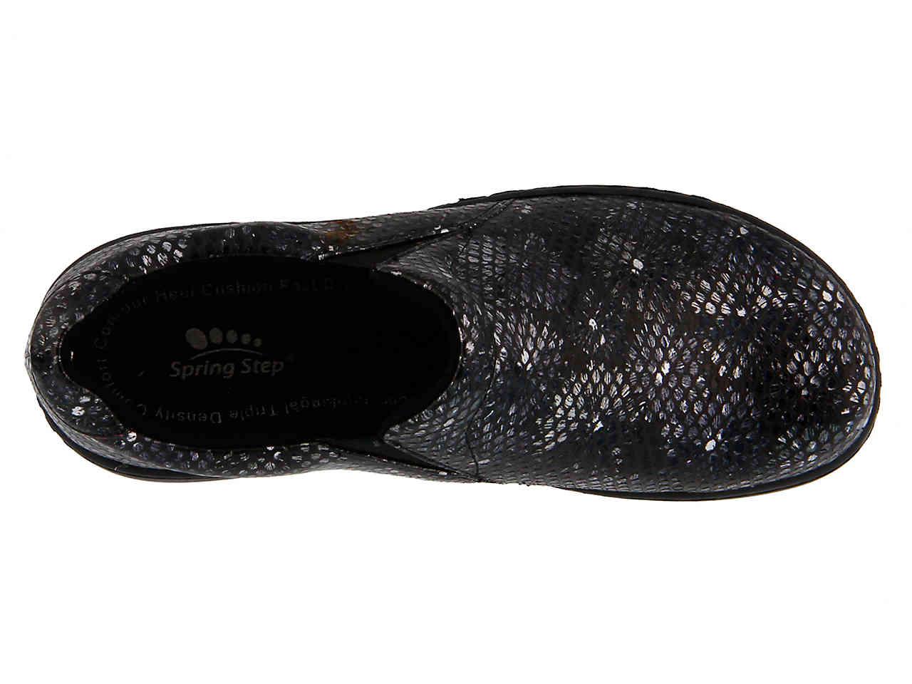 spring step belo work clog