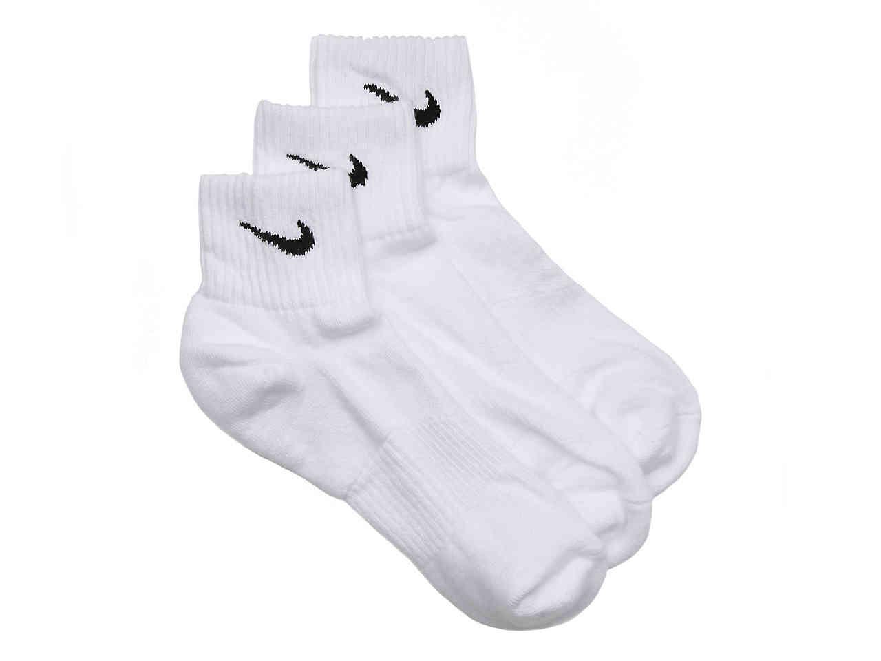 white nike ankle socks