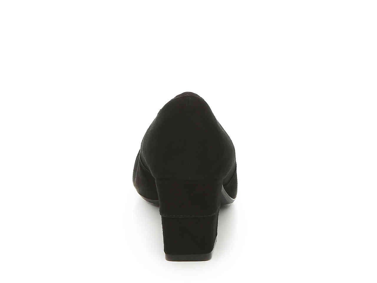 vaneli debora pump