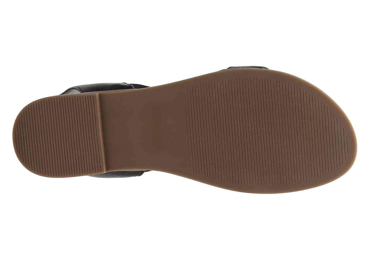 steve madden darnell flat sandal