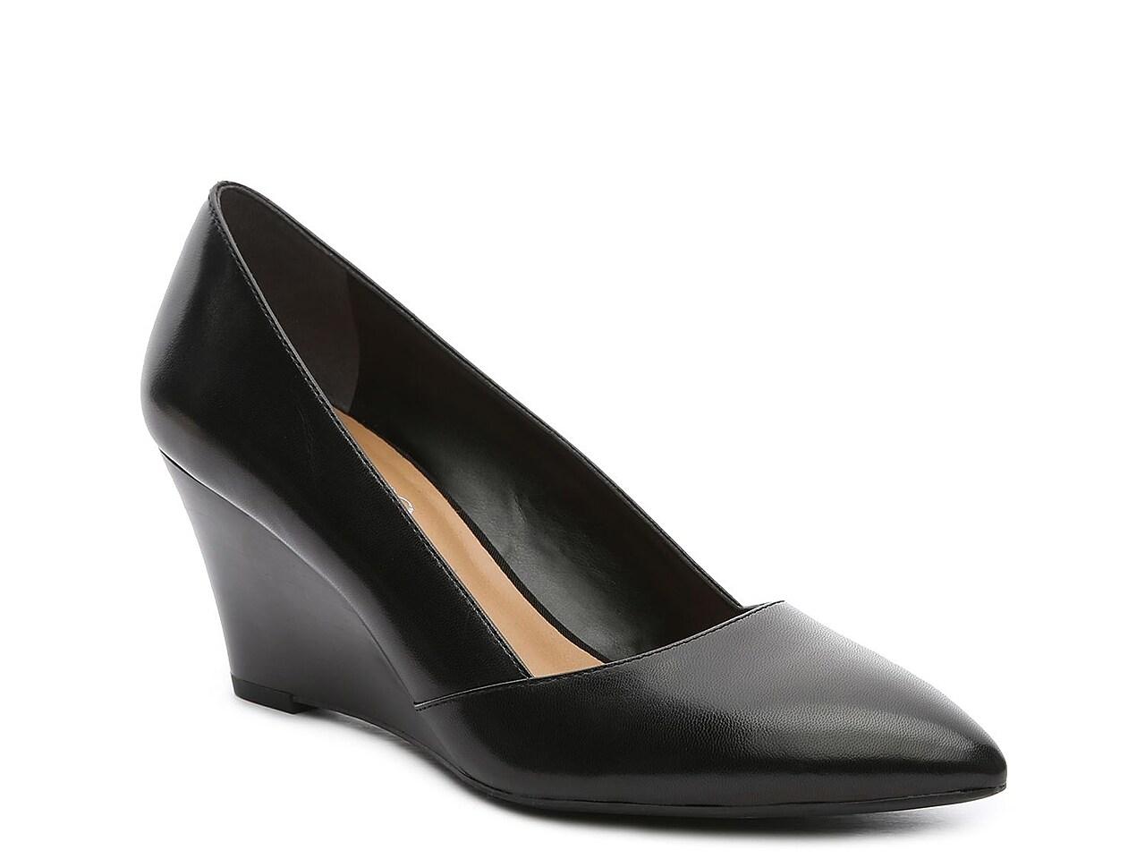 franco sarto black wedge pump