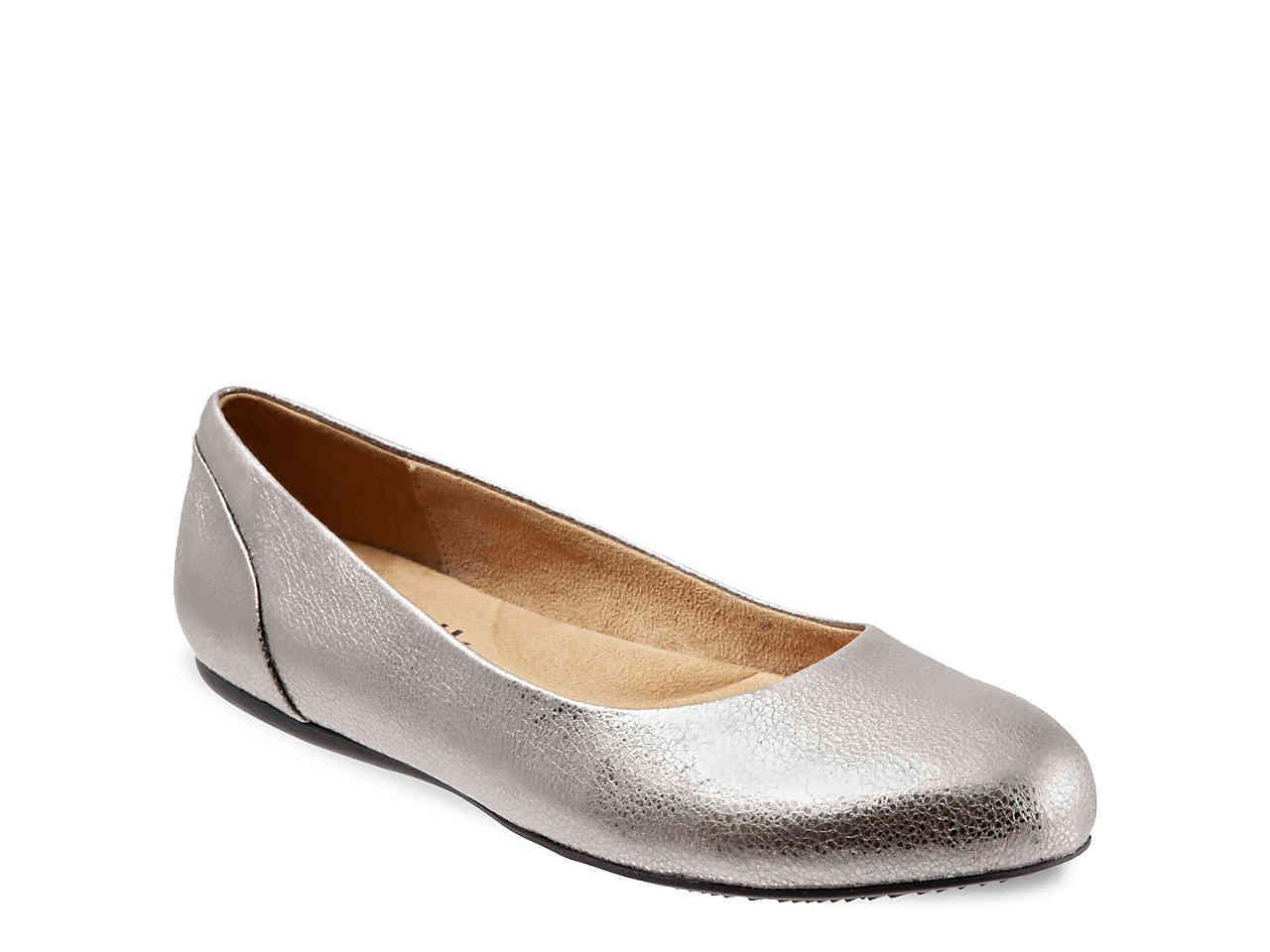 softwalk sonoma ballet flat
