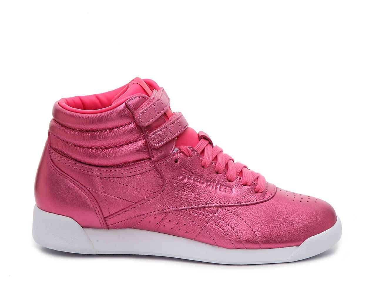 Reebok Metallic High-top Sneaker in Pink | Lyst