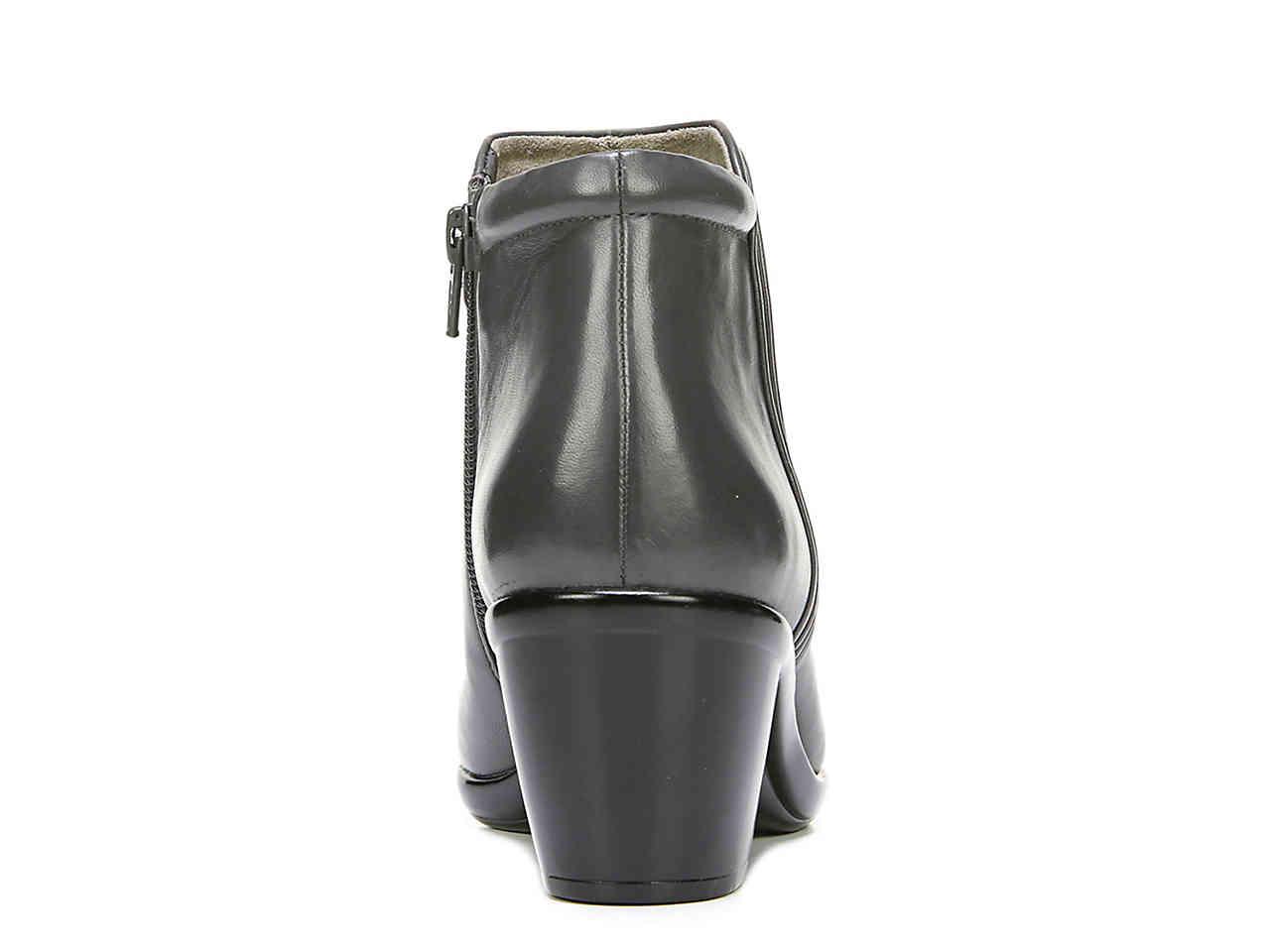naturalizer elisabeth bootie