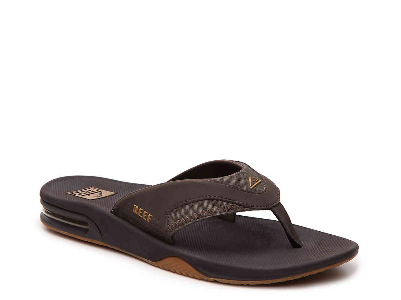 reef sandals with bottle opener on bottom