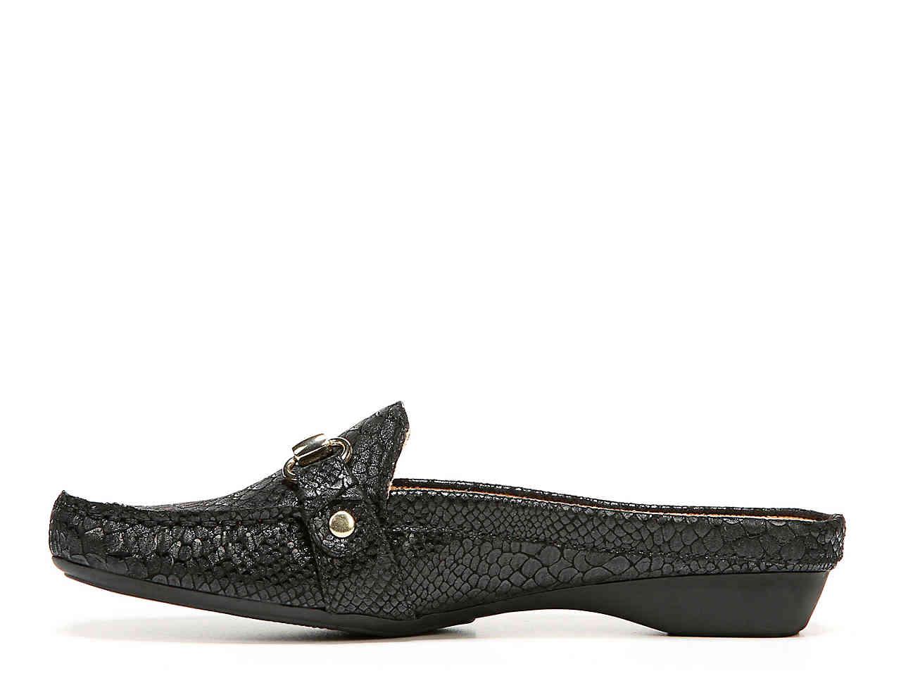 naturalizer gloria mule