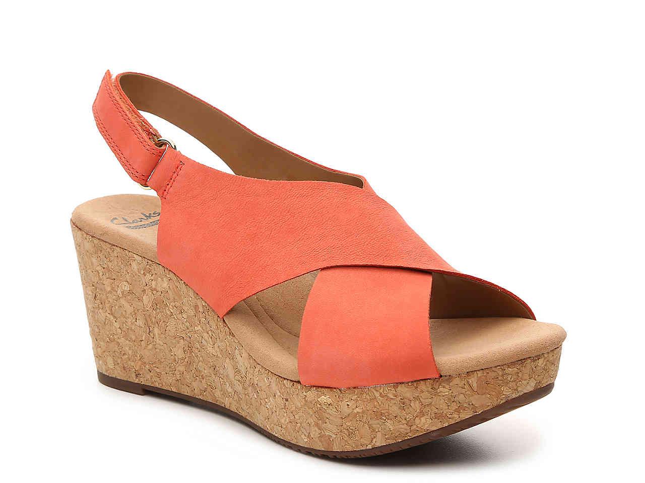 clarks women's annadel eirwyn wedge sandal