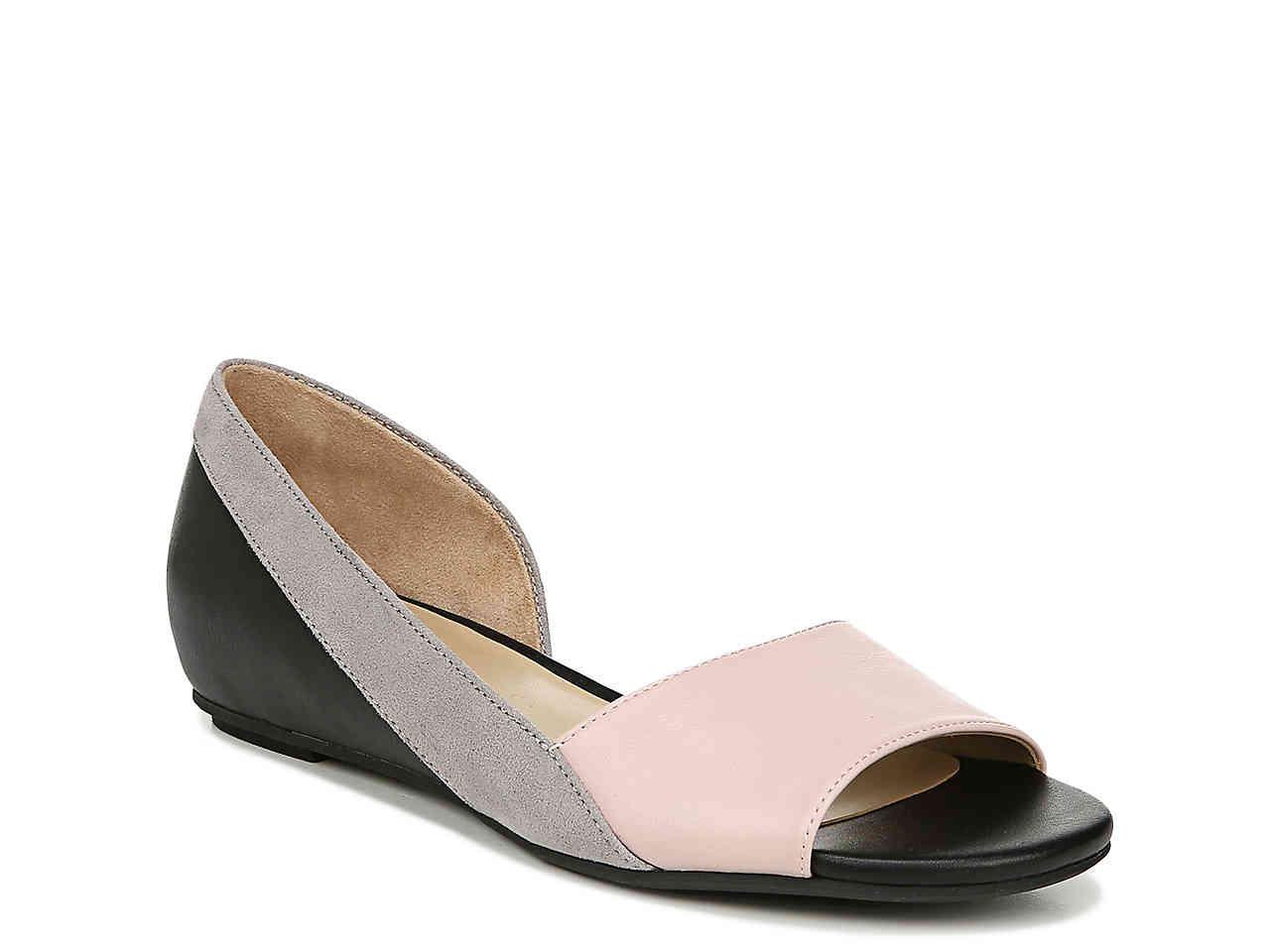 naturalizer roma flat