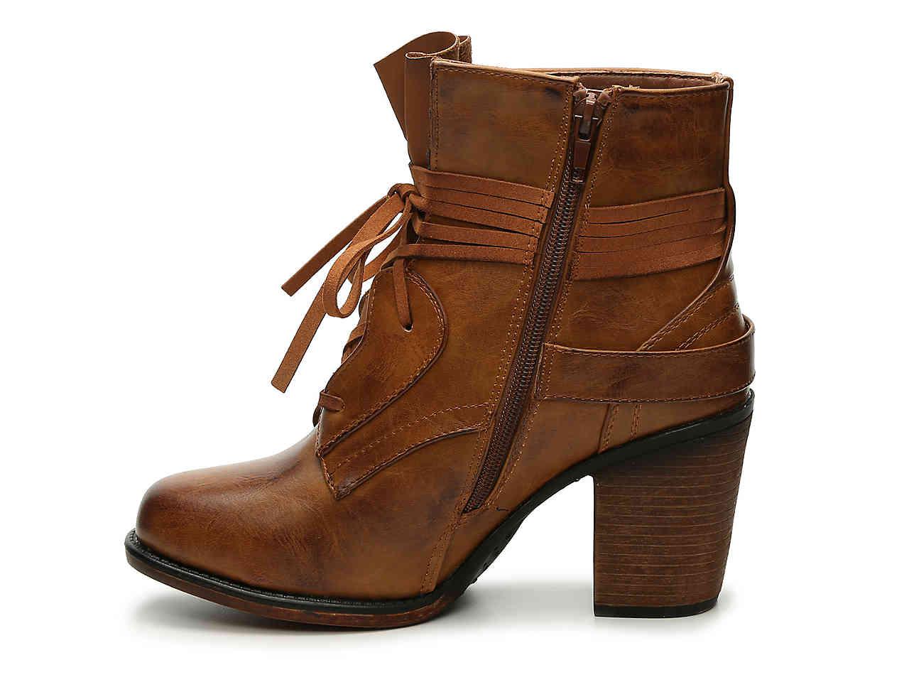 celebrity pink duke bootie
