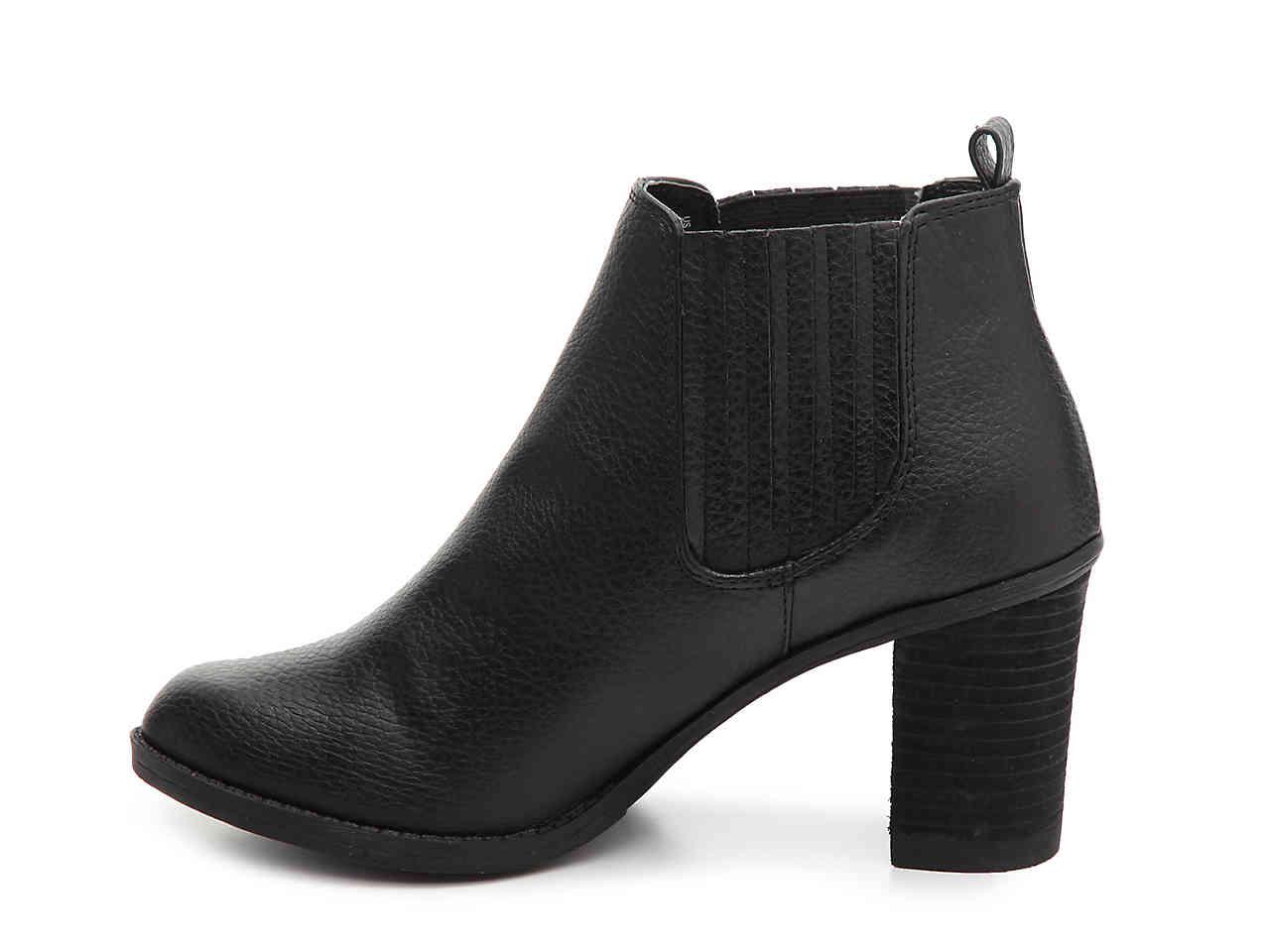 dr scholl's launch bootie