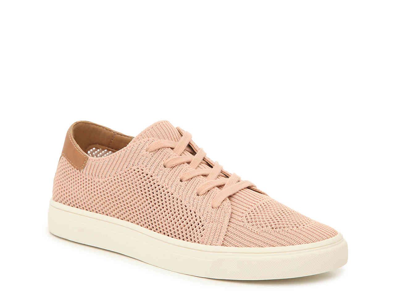 Lucky Brand Luika Sneaker in Light Pink 
