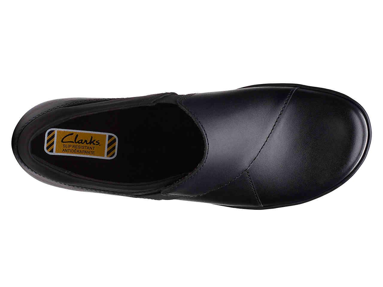 clarks non slip work shoes
