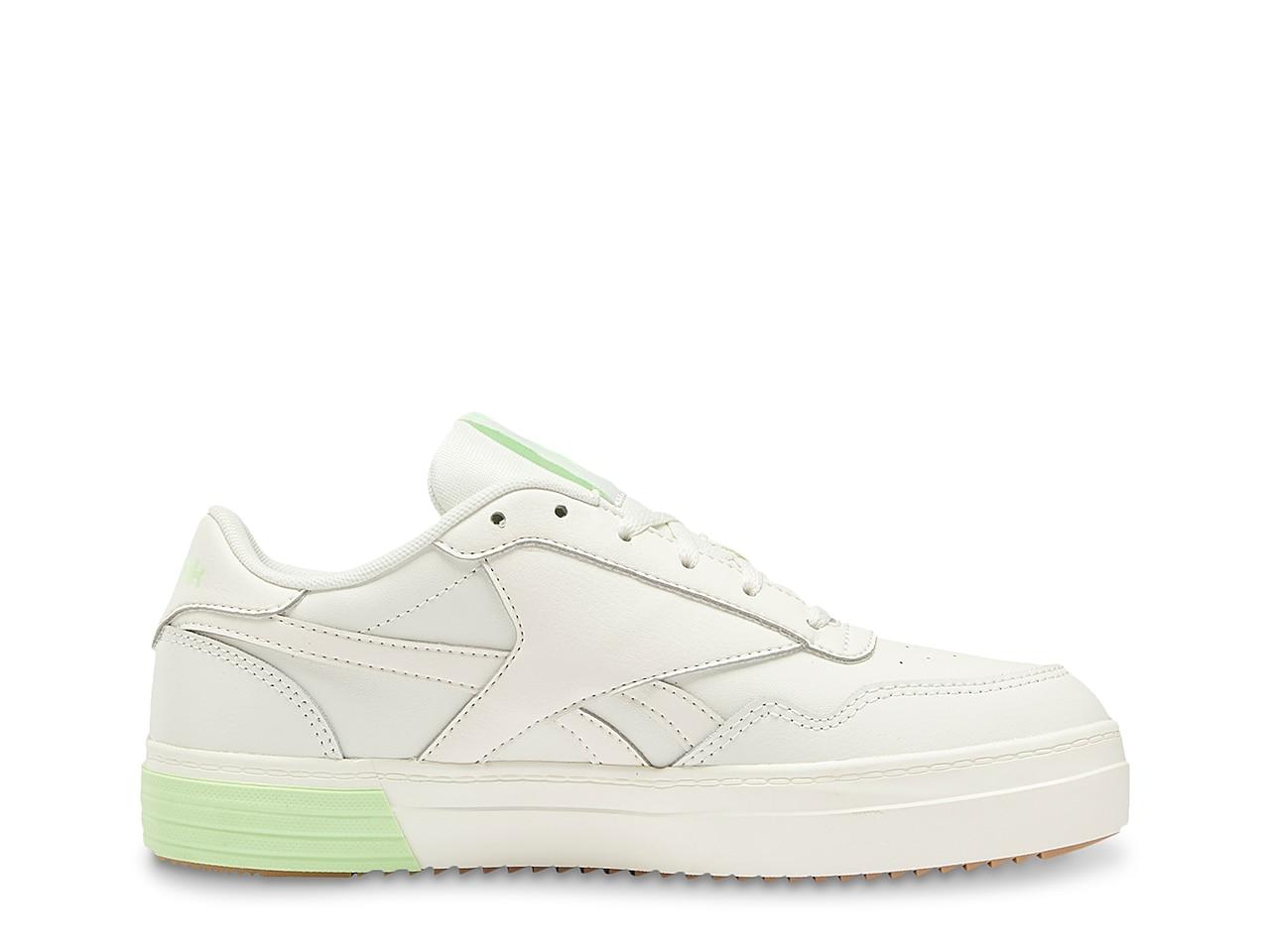 Reebok Leather Club Memt Sneaker in 