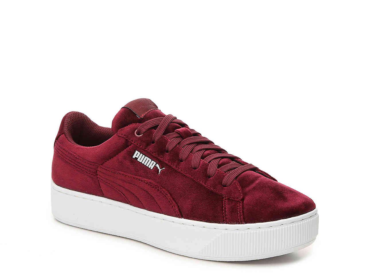 red platform pumas