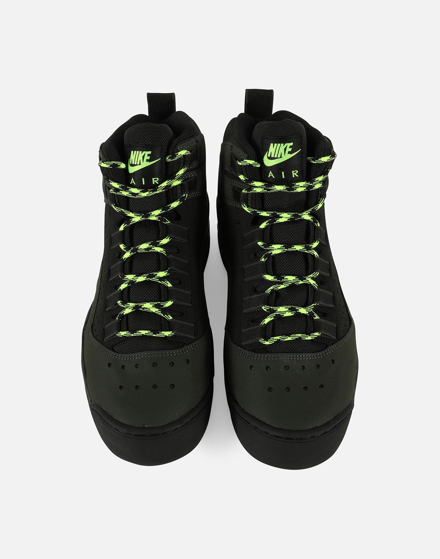 Nike Suede Air Darwin Shoes in Black 