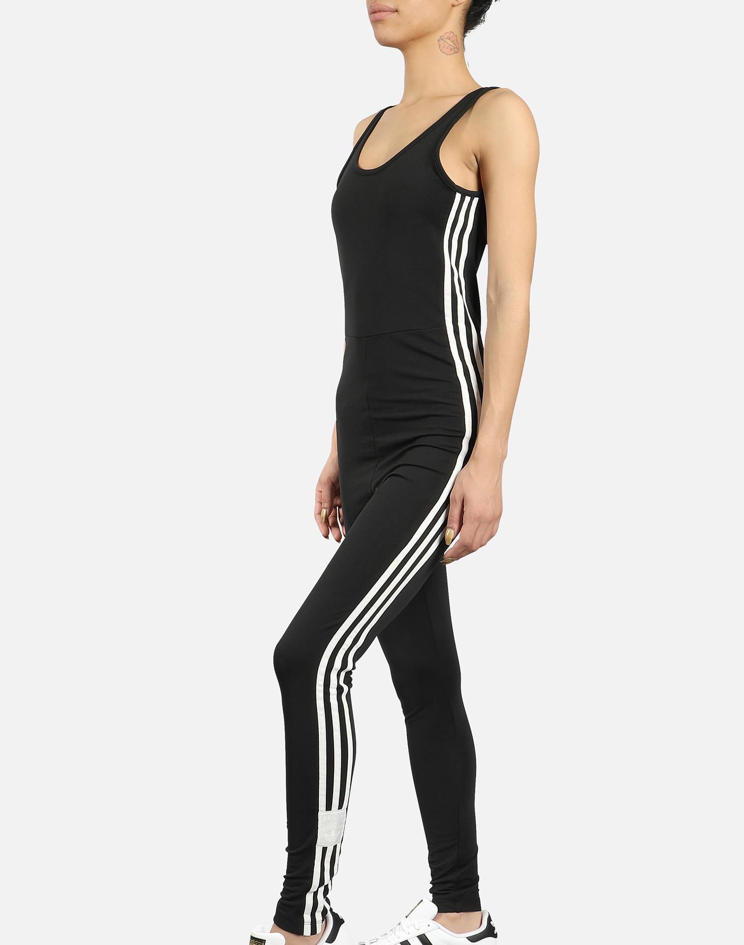 adibreak womens